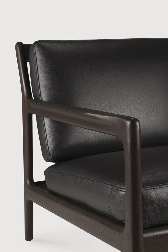 Jack Lounge Chair | Varnished Mahogany | Dark Brown | Carbone Leather