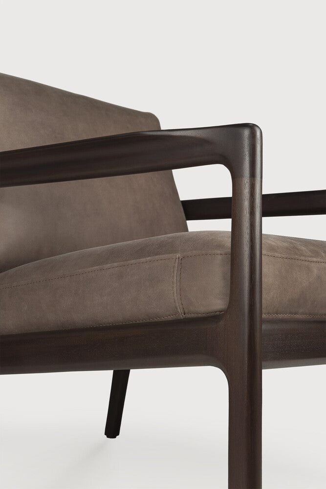 Jack Lounge Chair | Varnished Mahogany | Dark Brown | Terra Nubuck Leather