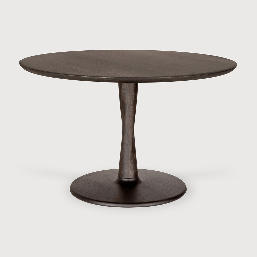 Torsion Dining Table | Varnished Oak | Brown | Round | 50" X 50"