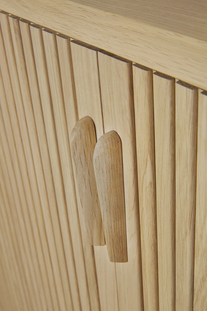 Roller Max Sideboard | Oak | 2 Doors | 66" X 18"