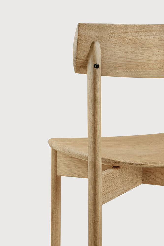 Risu Dining Chair | Varnished Oak