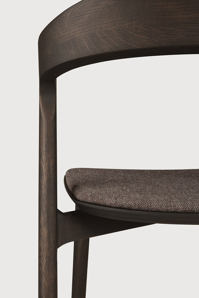 Bok Dining Chair | Varnished Oak | Brown | Warm Brown Fabric
