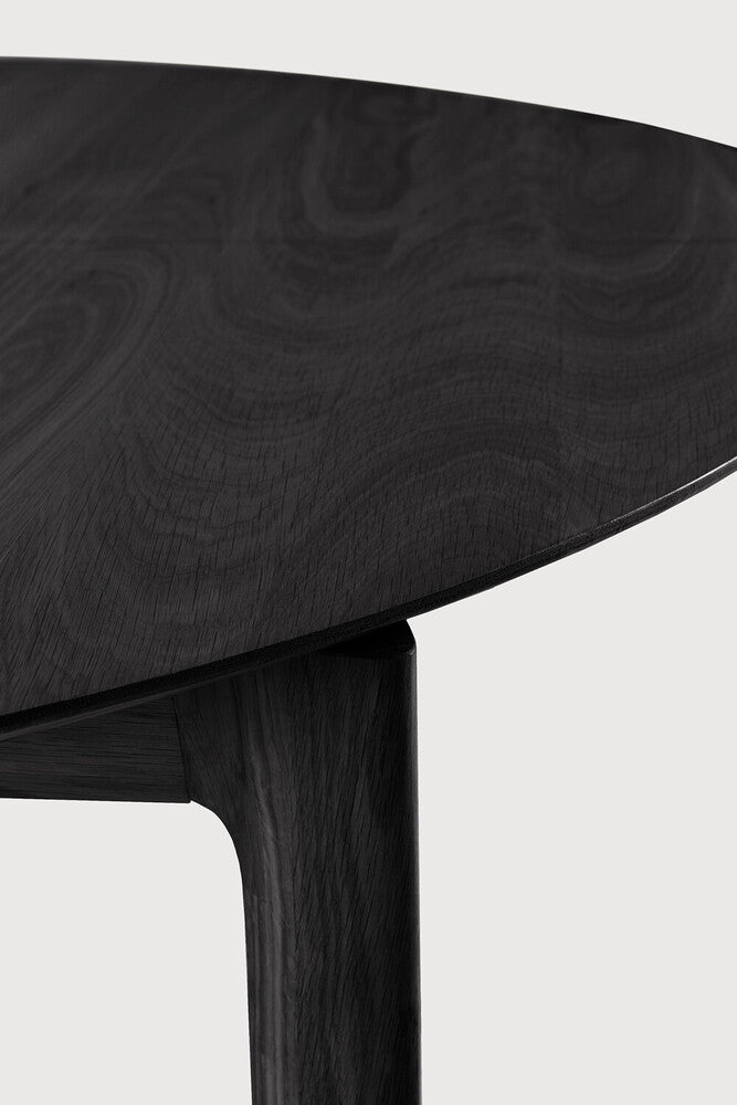 Bok Extendable Dining Table | Varnished Oak | Black | Round