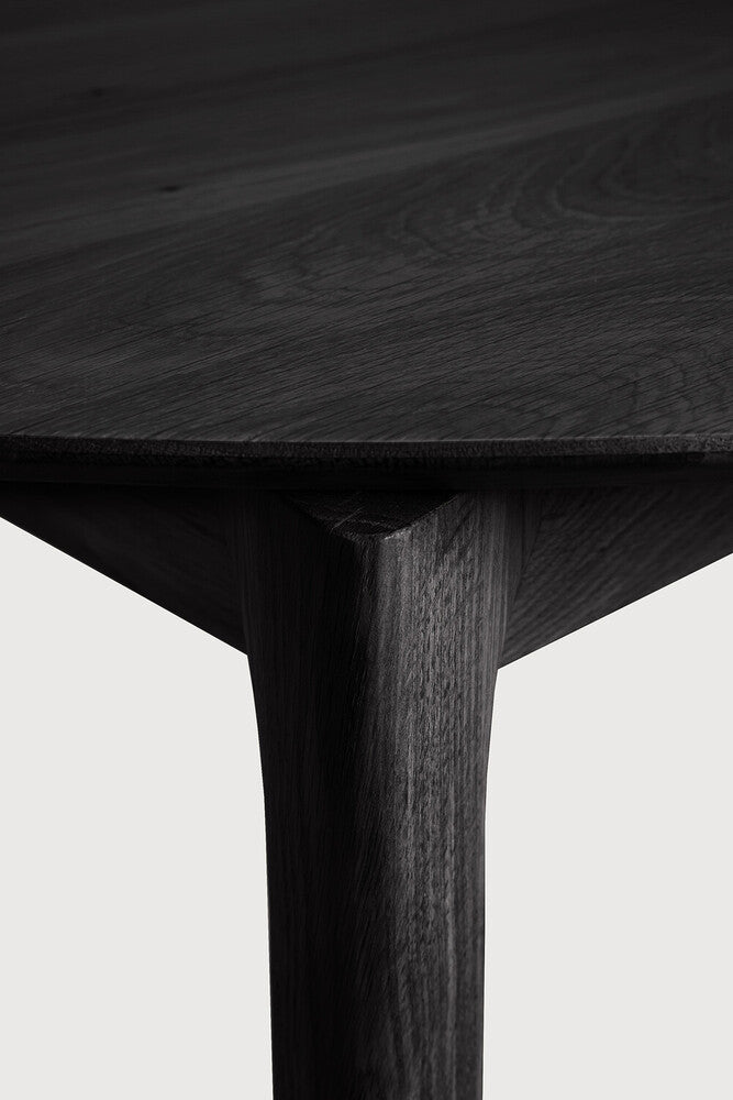 Bok Extendable Dining Table | Varnished Oak | Black | Round