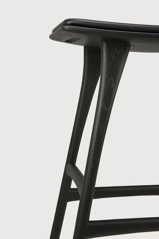 Osso Counter Stool | Varnished Oak | Black | Black Leather