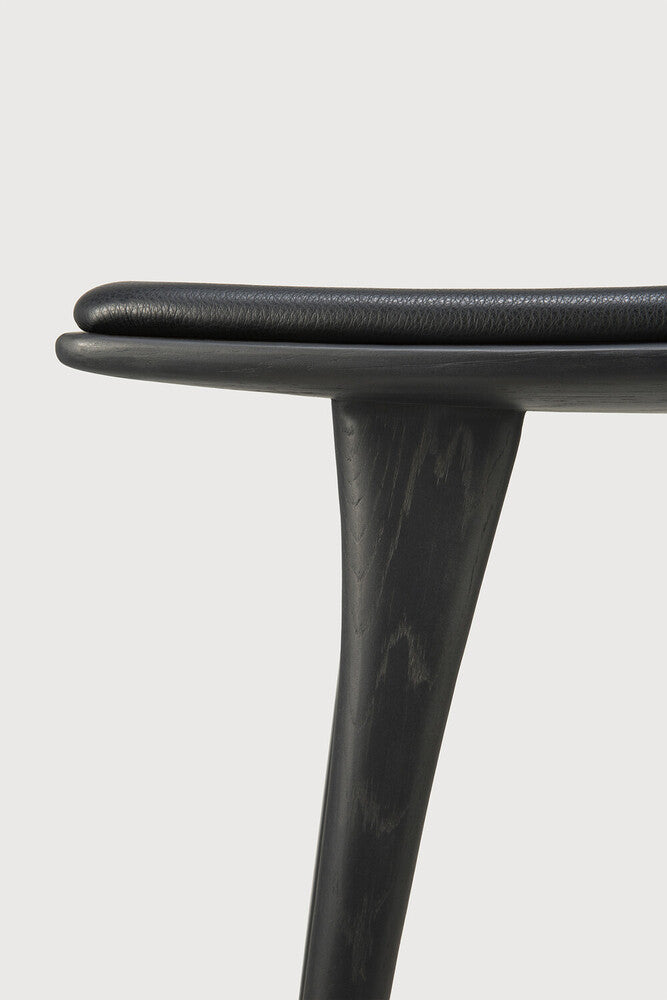 Osso Counter Stool | Varnished Oak | Black | Black Leather