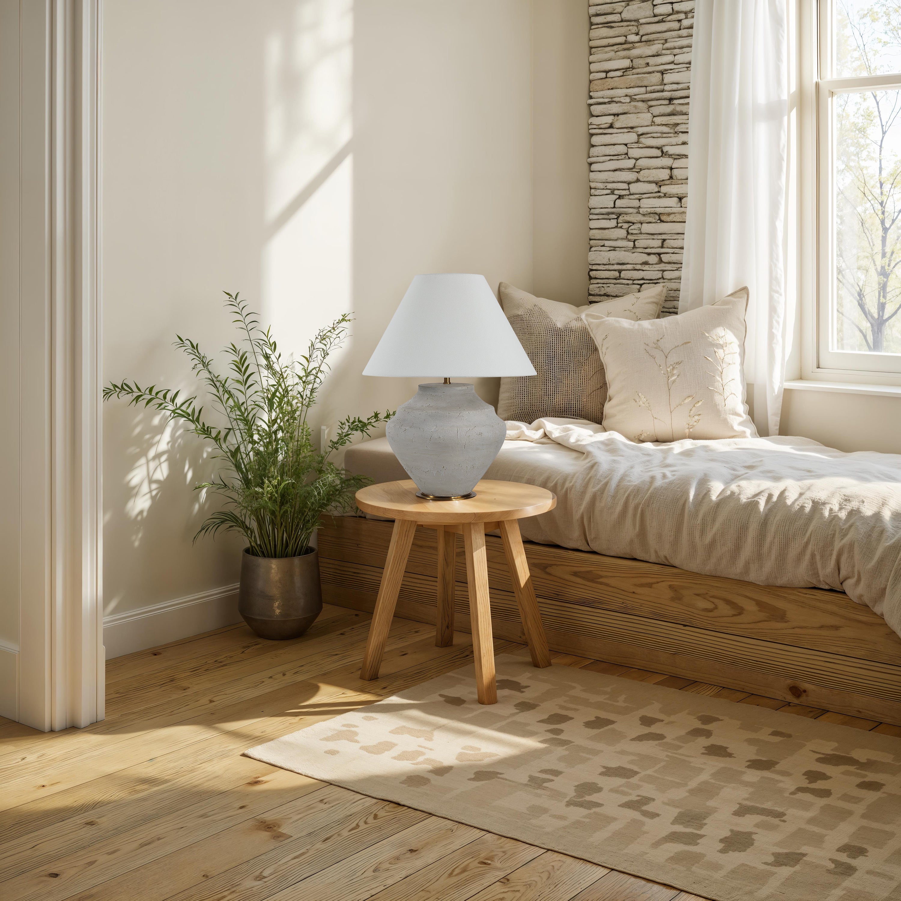 Iulia Table Lamp