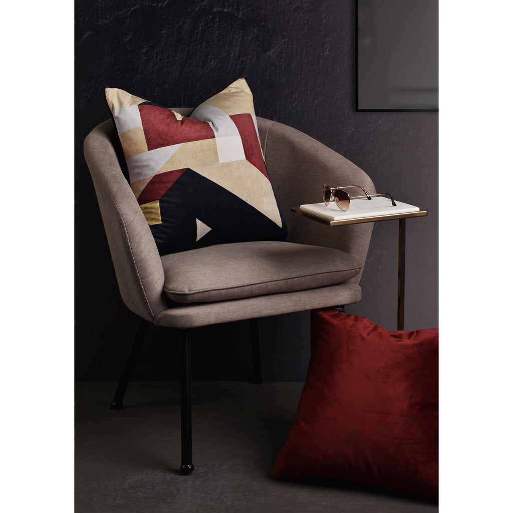 Delma Table