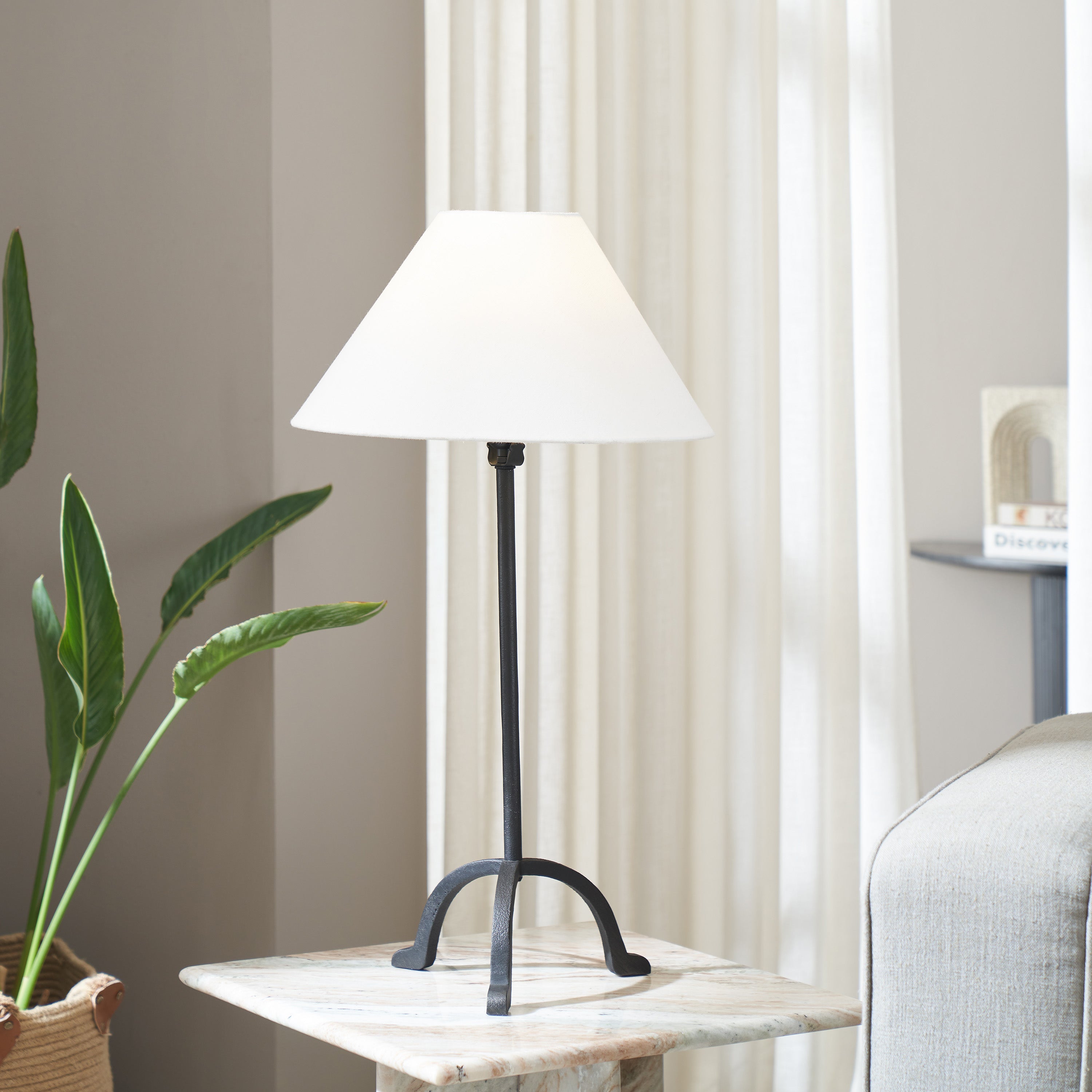 Kitts Table Lamp