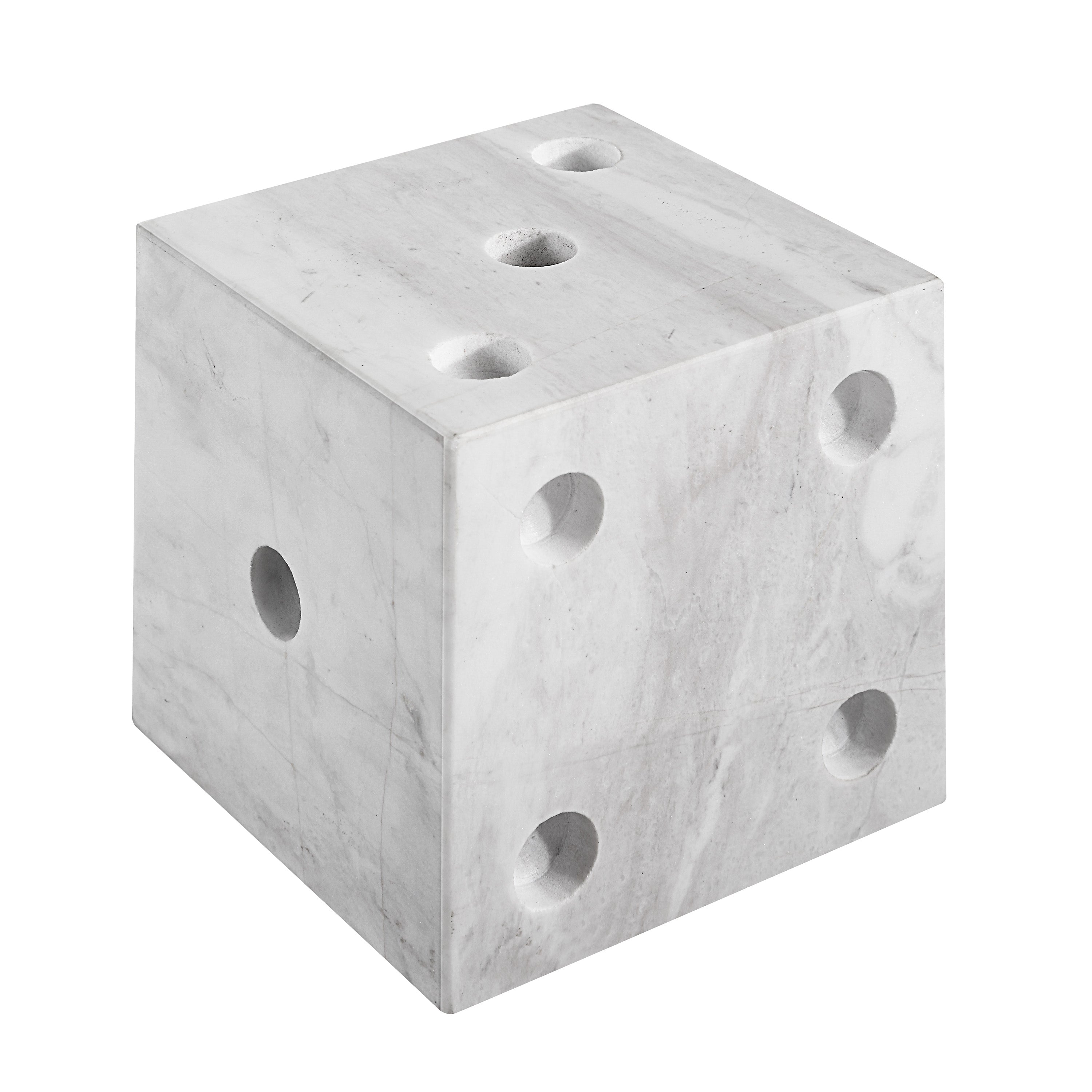 Dylon Statue