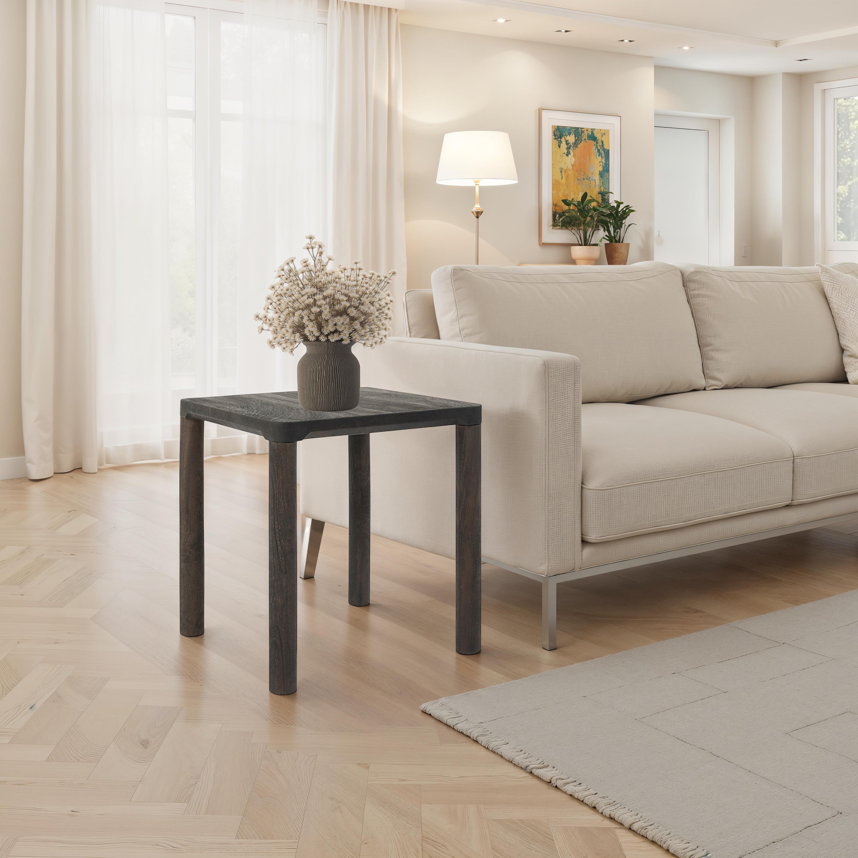 Clusia Side Table