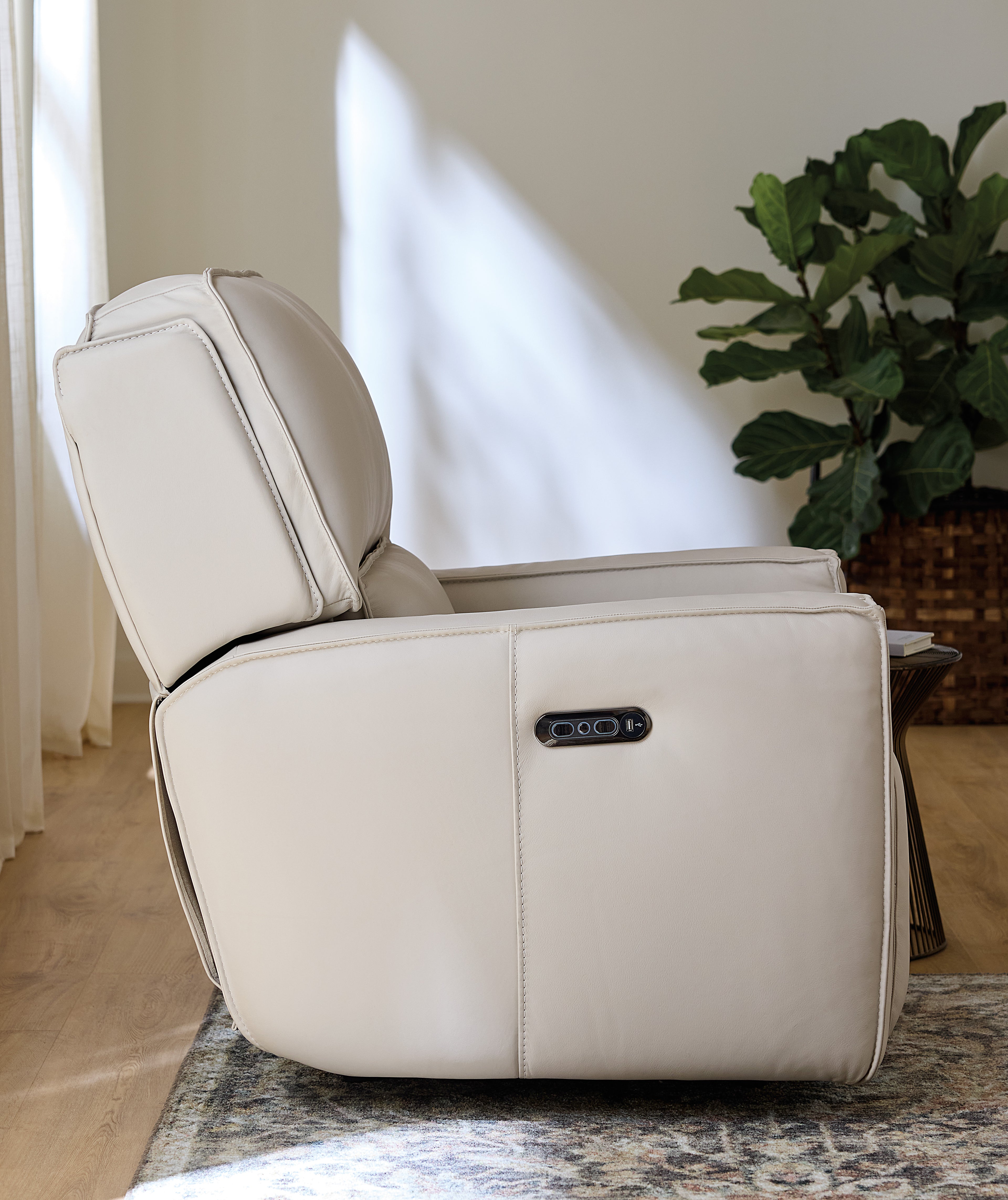 Miles Zero Gravity Power Recliner with Power Headrest | Grey