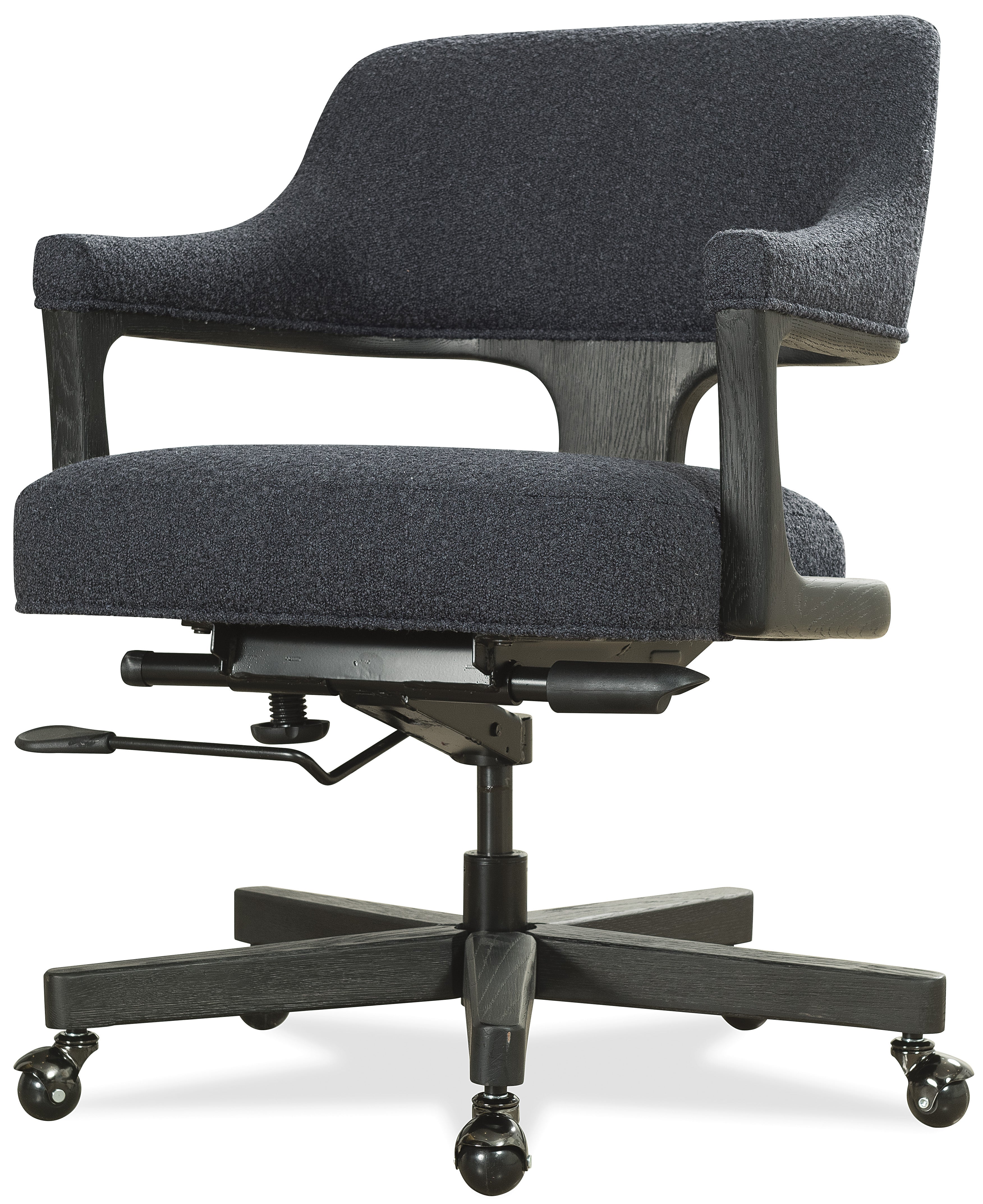 Briar Executive Chair | Welt Detailing
