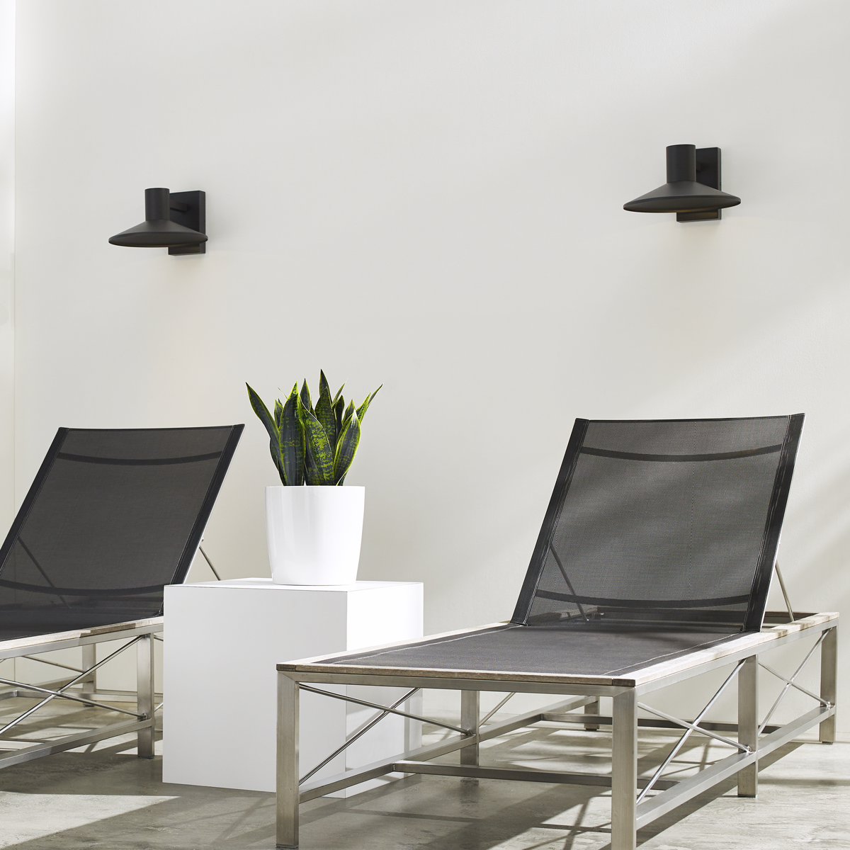 Ash 10 Outdoor Wall | Charcoal 2700K Cylinder Lens High Output