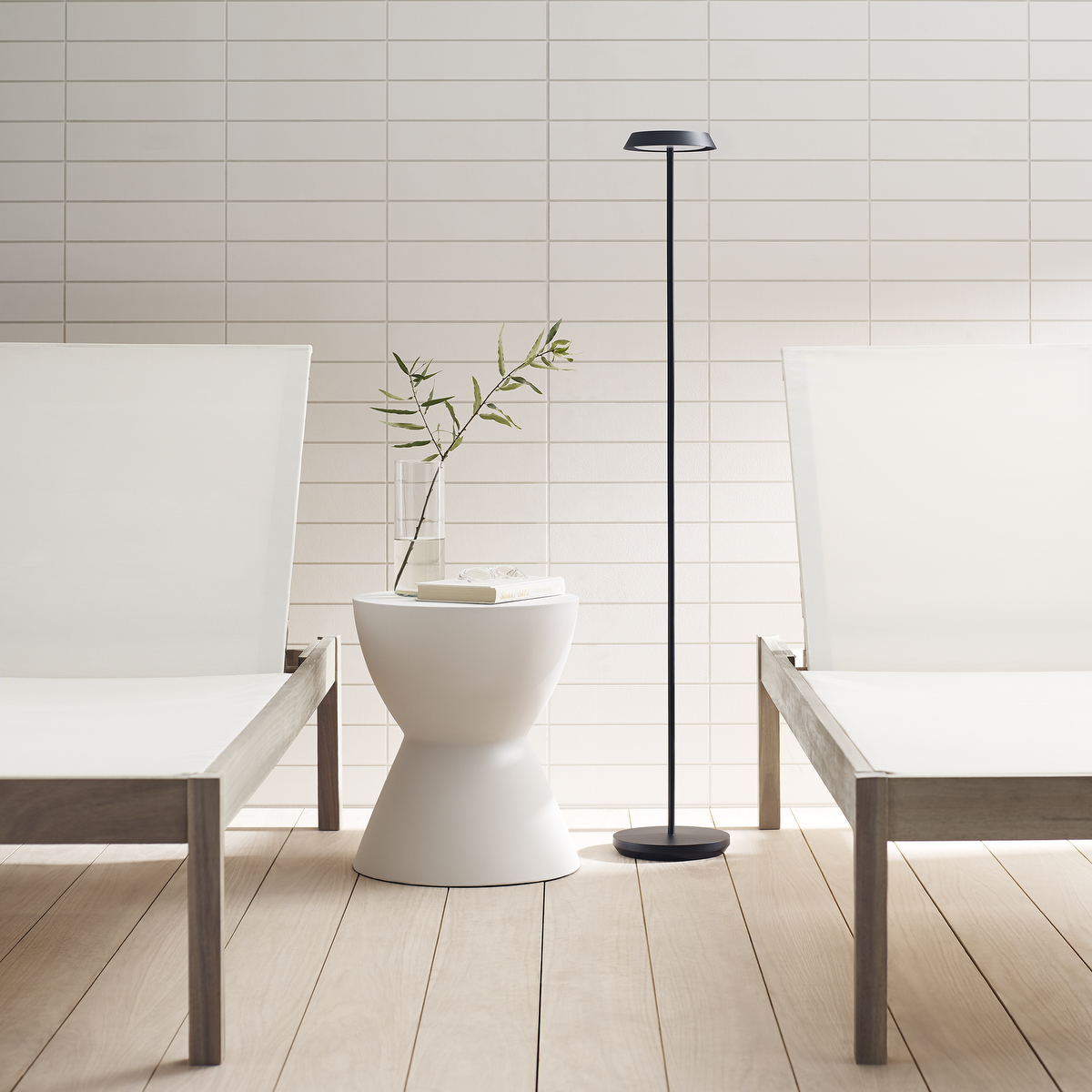 Tepa Medium Rechargeable Floor Lamp Black 2700K 90 CRI