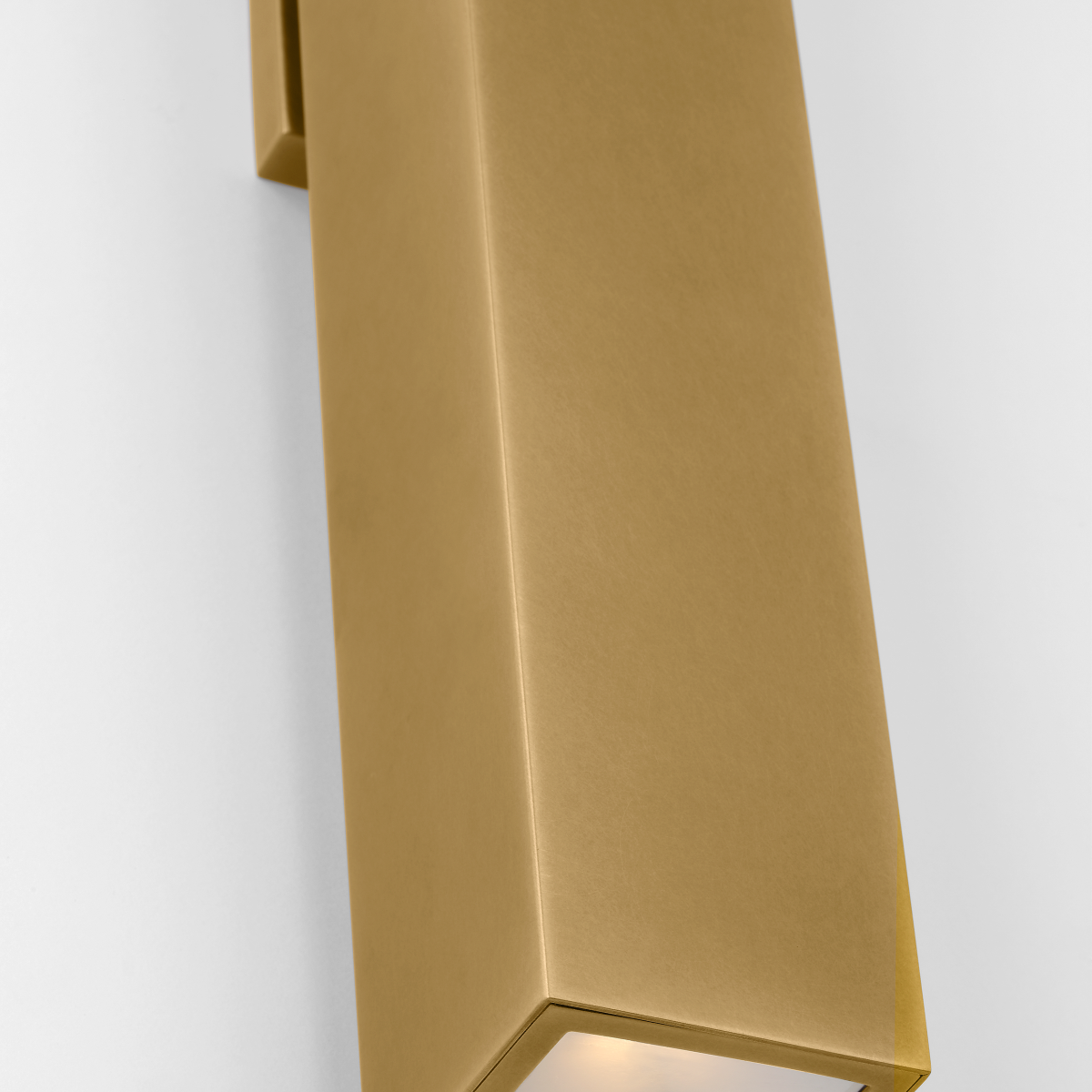 Pressa Square X-Large Wall Natural Brass 2700K 90 CRI