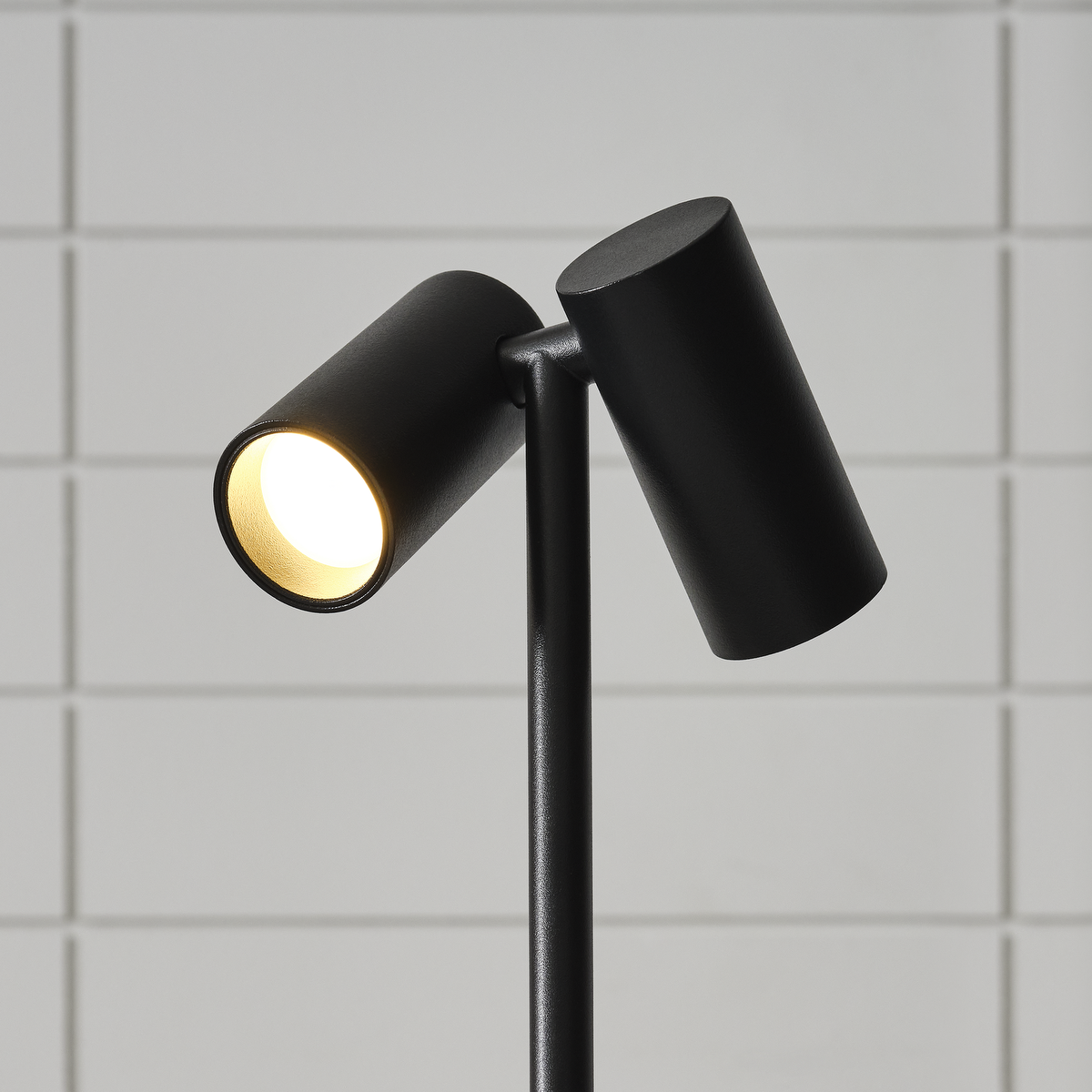 Doppia Short Accent Rechargeable Table Lamp Black 2700K 90 CRI