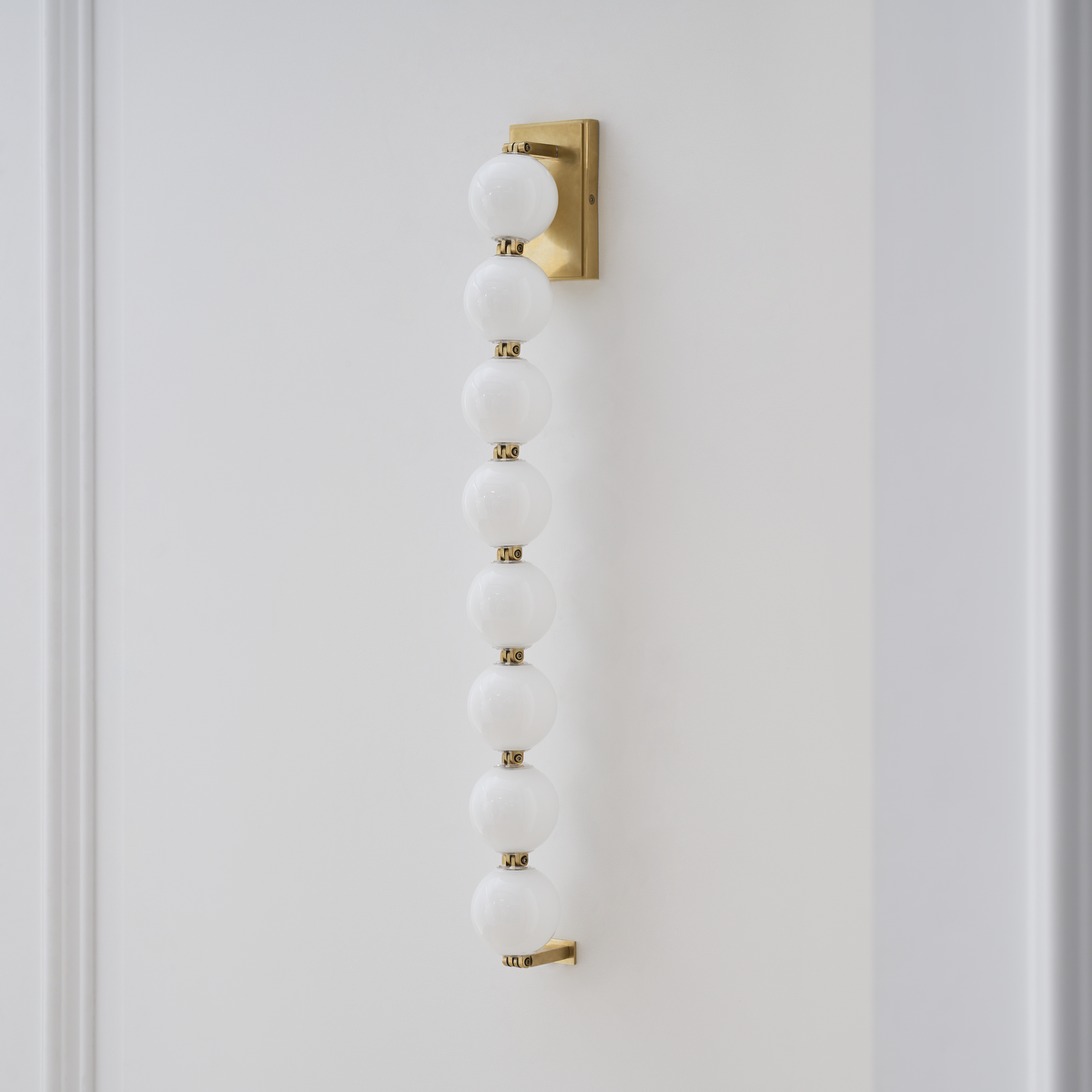 Perle 28 Sconce Natural Brass 2700K 90 CRI