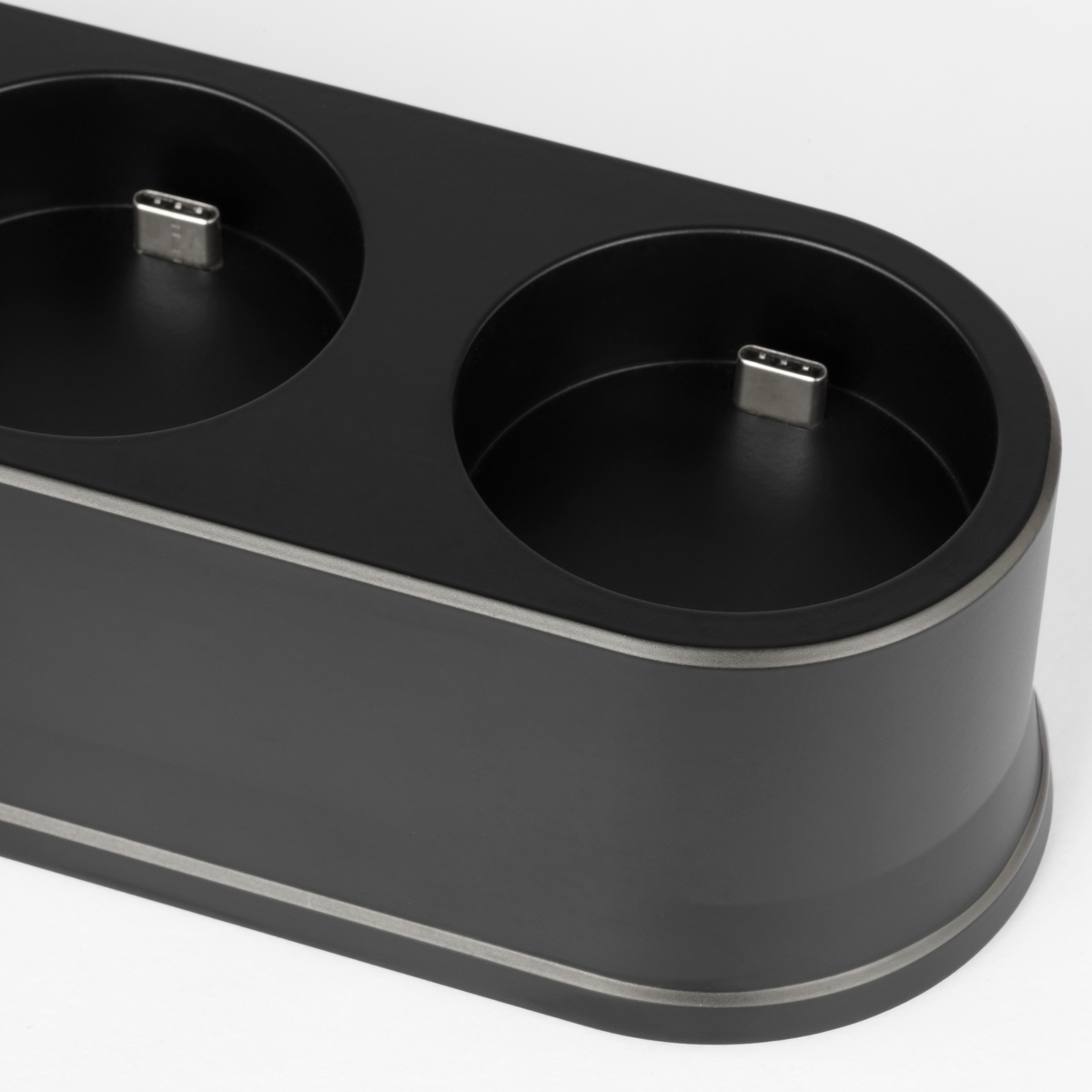 Quad R45 Universal Charging Station | Black