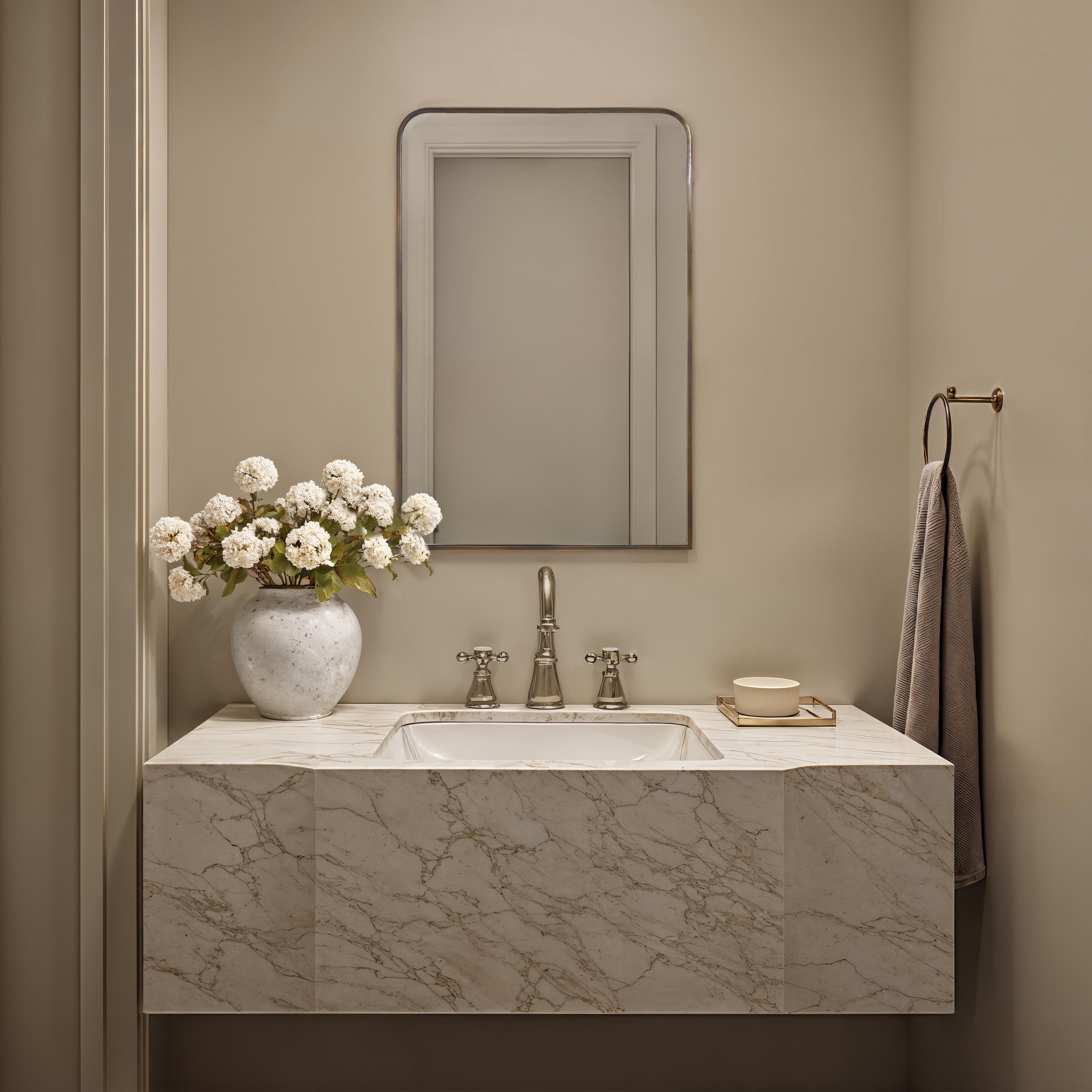 Jackline Wall Mirror | Brass