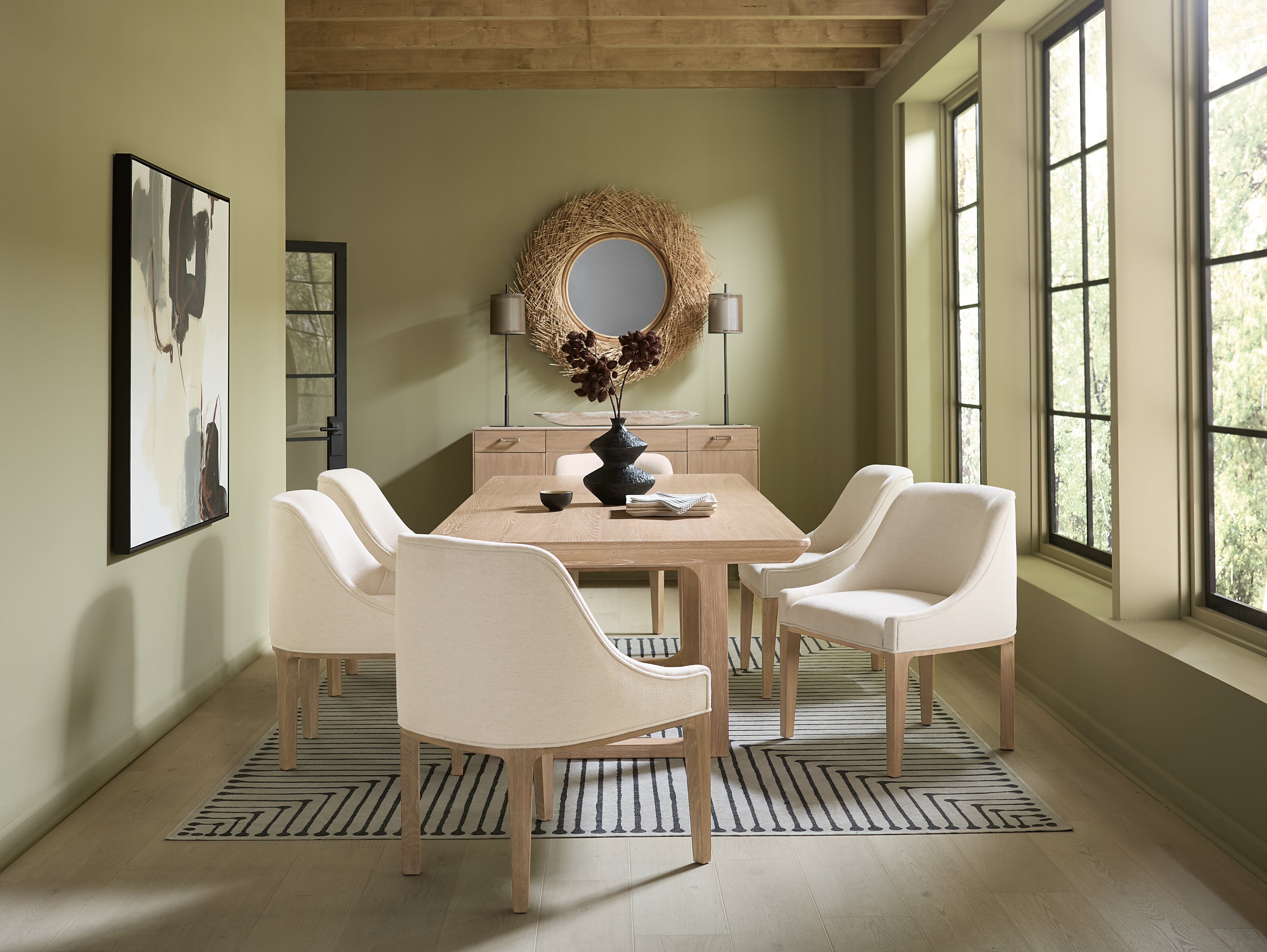 Banyon Bay Upholstered Host Chair