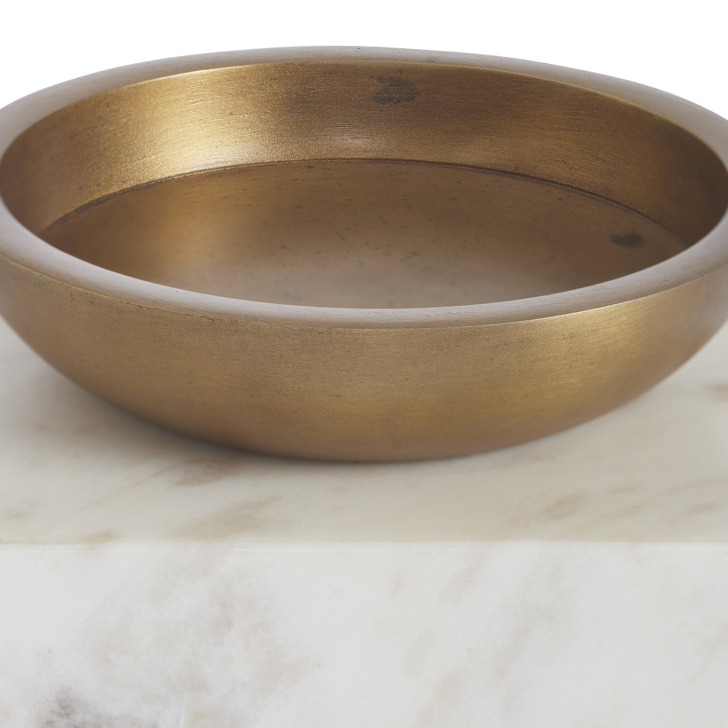 Carvella Candle Holder